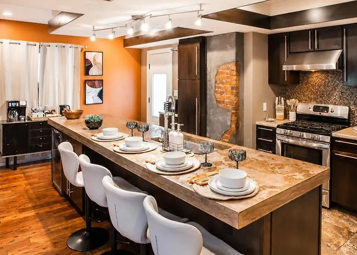 Pet-friendly Southside Getaway - Sleeps 12 Pittsburgh