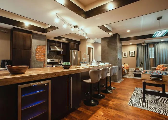 Apartamento Pet-friendly Southside Getaway - Sleeps 12 *